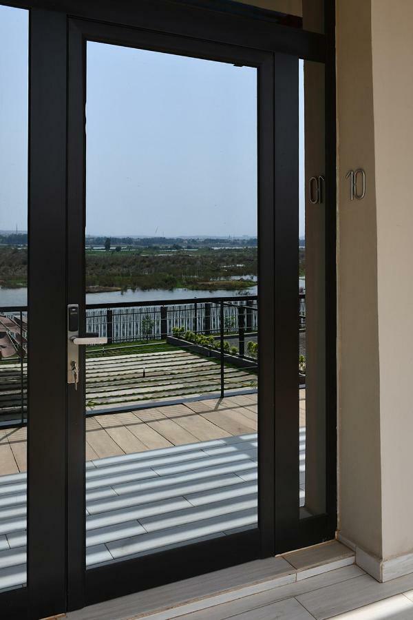 Au Bord De L'Eau Hotel Bamako Exterior photo